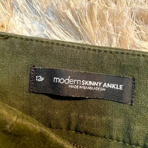 Petite Loft Outlet size 12 olive green pants